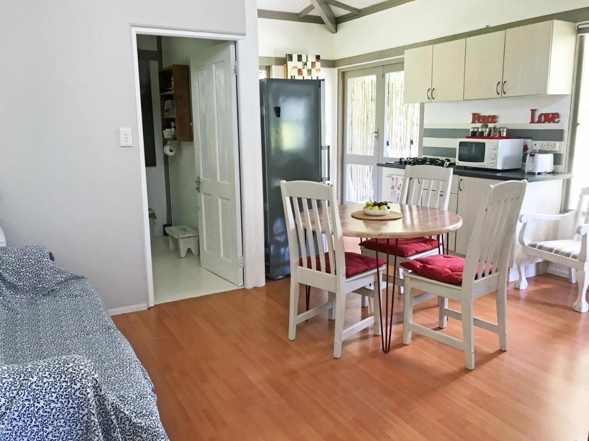 קניסנה Loeriewood Garden Apartment, Hunters Home מראה חיצוני תמונה